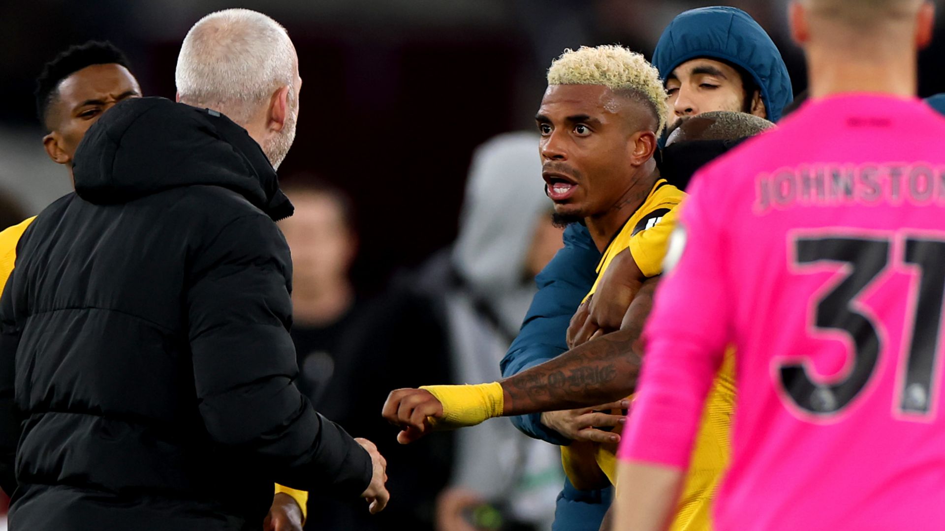 Mario Lemina Wolves 2024-25