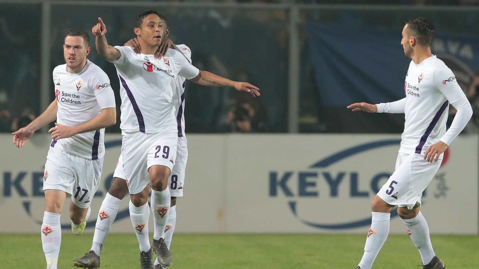 Luis Muriel celebrating Fiorentina Atalanta