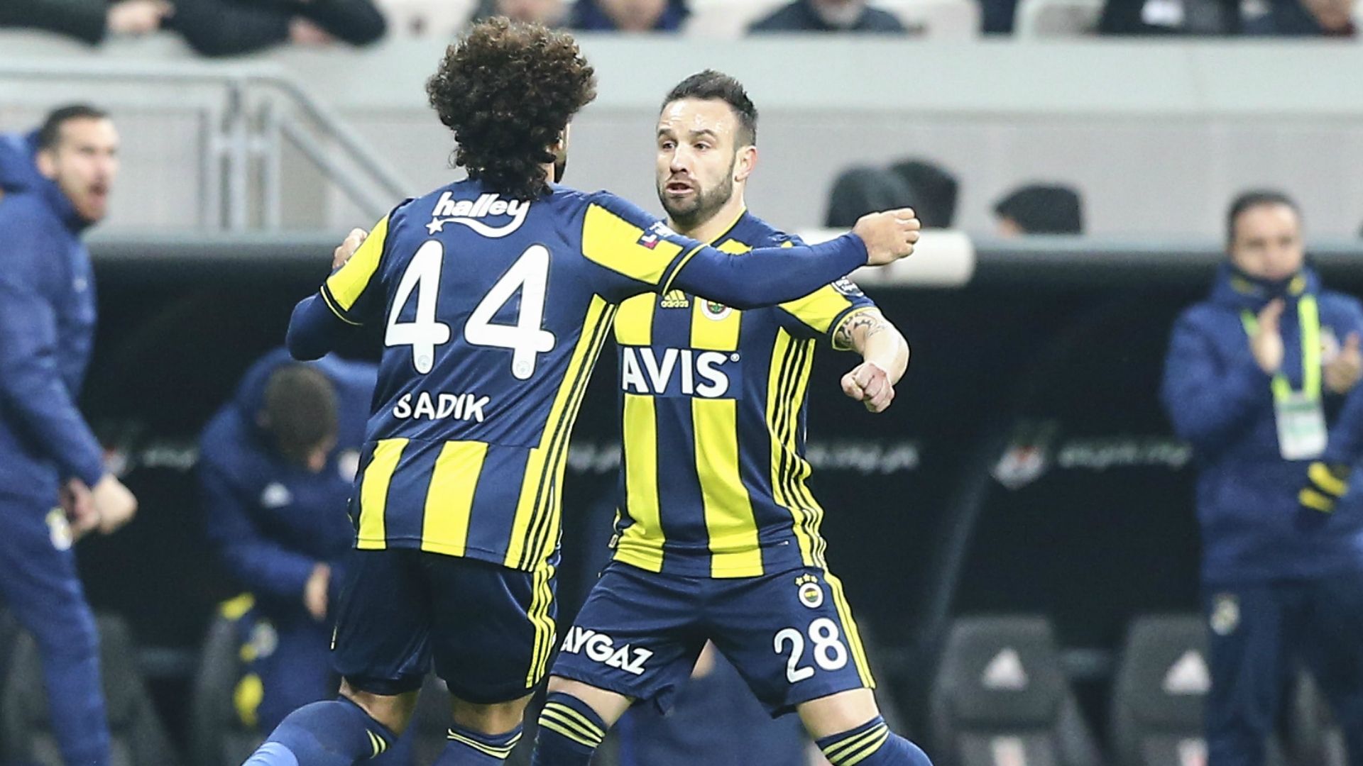 Besiktas Fenerbahce Sadik Ciftpinar 250219