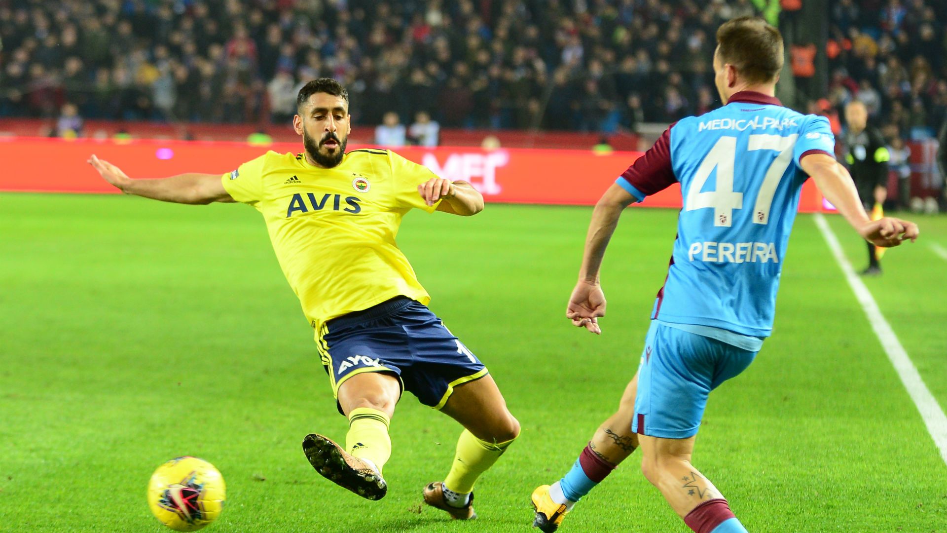 Tolga Cigerci Trabzonspor v Fenerbahce 02012020