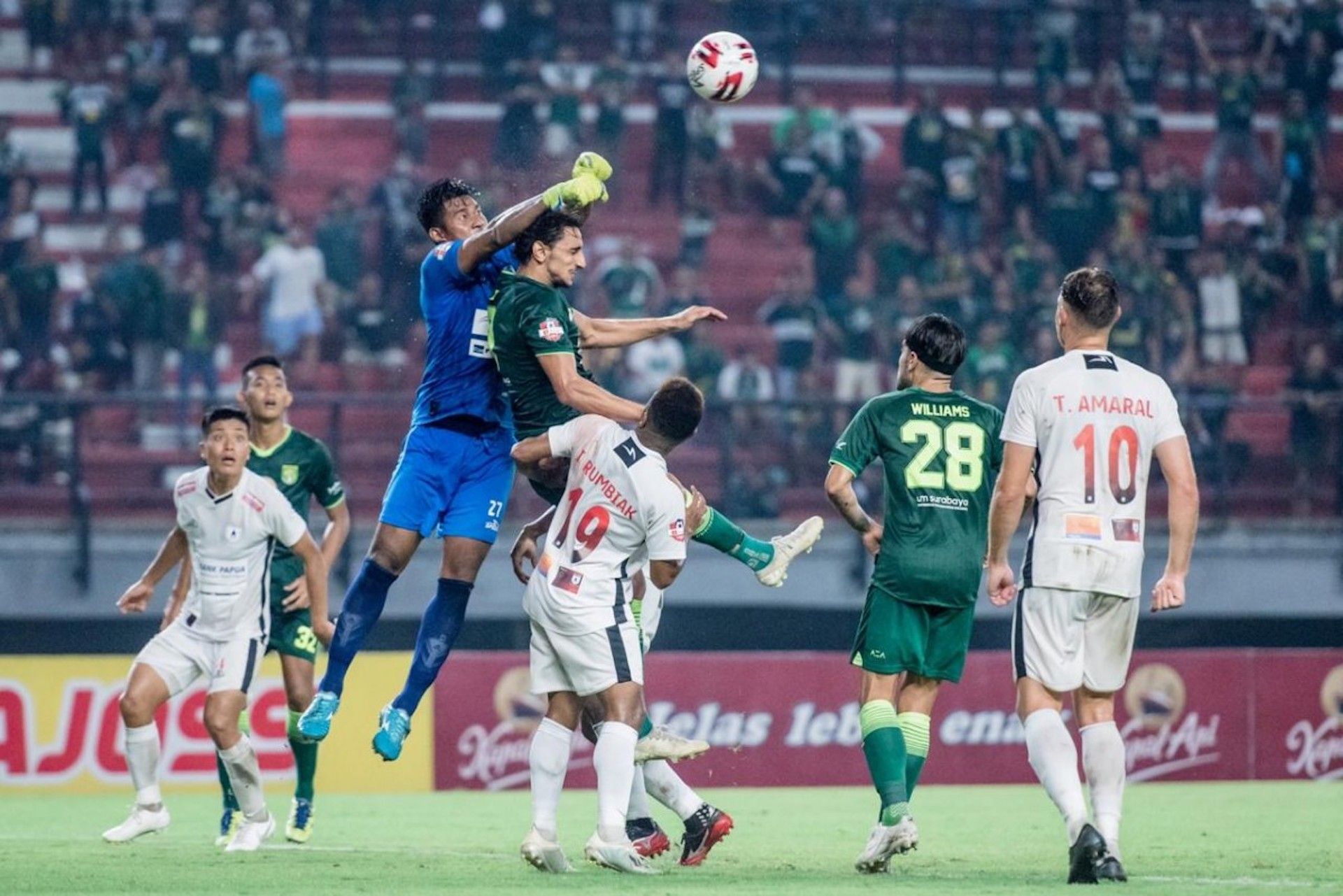 Persebaya - Persipura