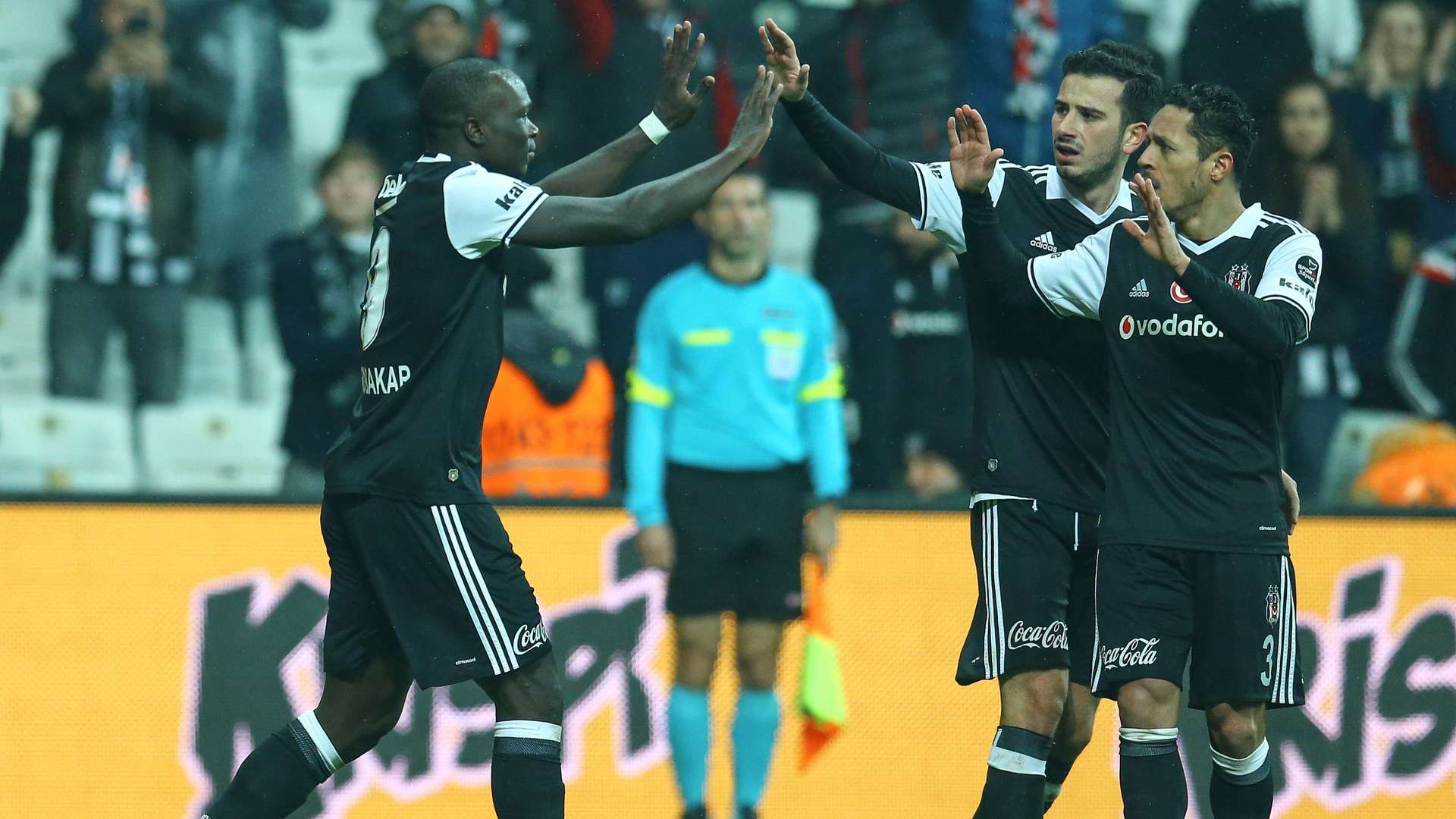 Besiktas goal celebration 3122017