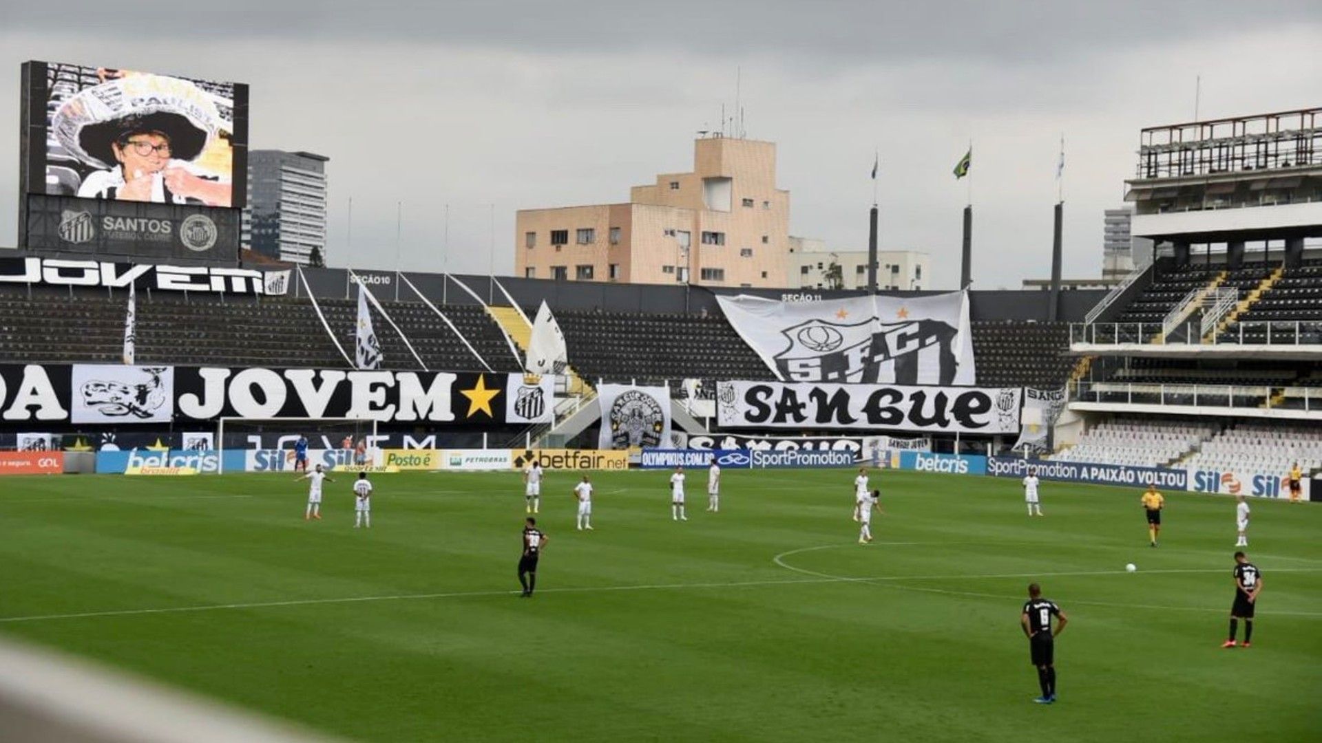 Vila Belmiro sem torcida Santos Bragantino 09082020