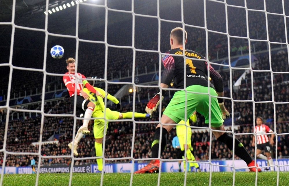 Luuk de Jong PSV Barcelona