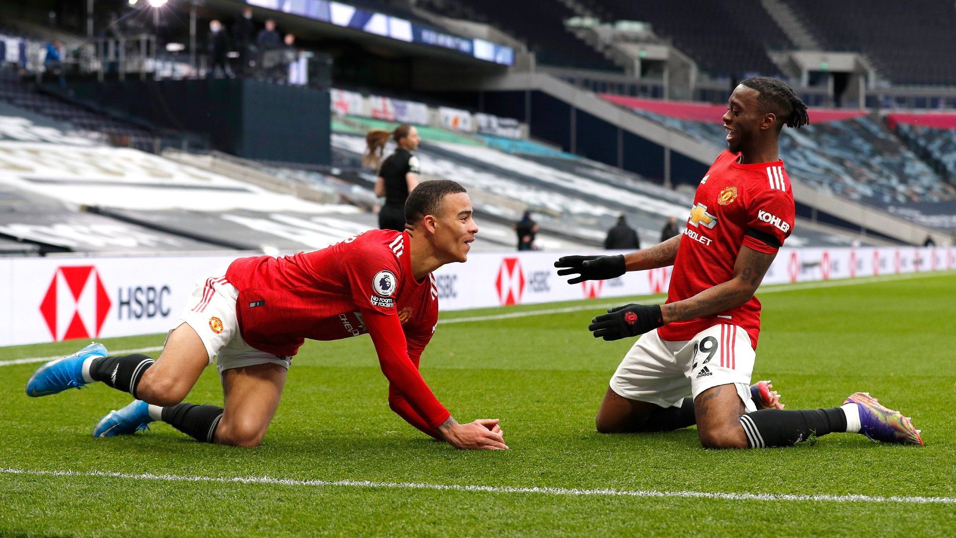 Mason Greenwood Aaron Wan-Bissaka Tottenham vs Man Utd Premier League 2020-21