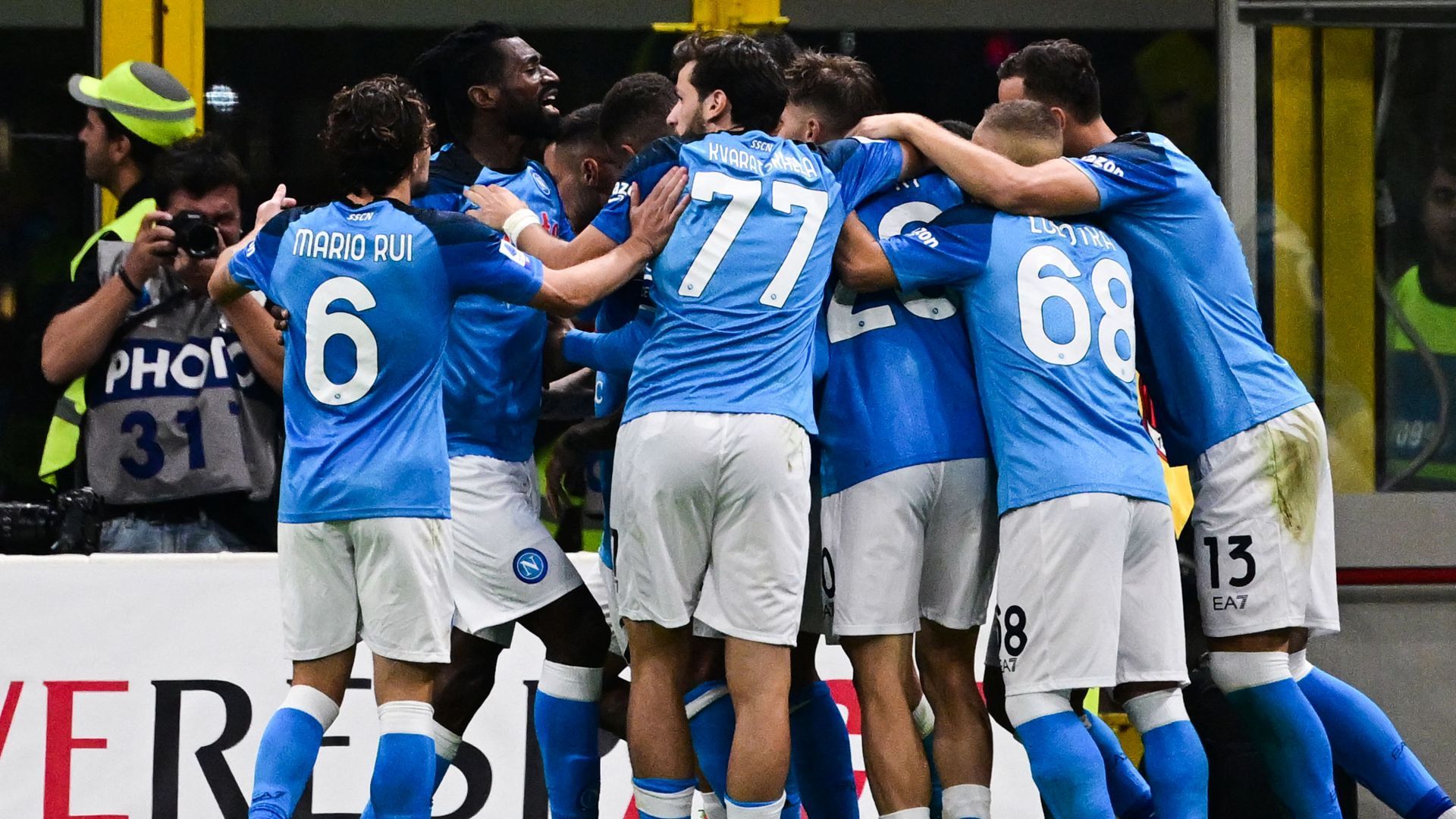 Napoli players celebrating Milan Napoli Serie A