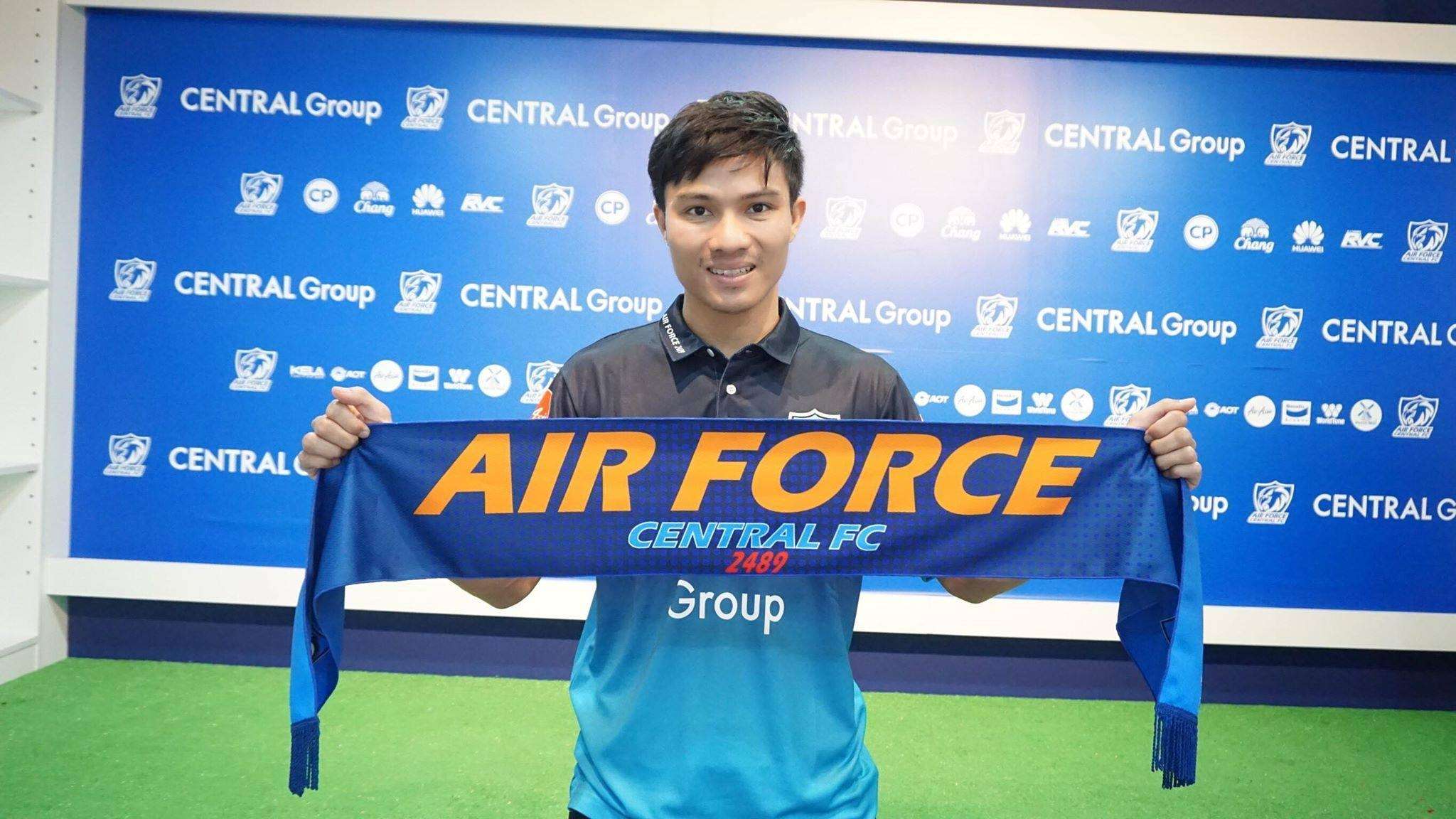 ภิญโญ อินพินิจ