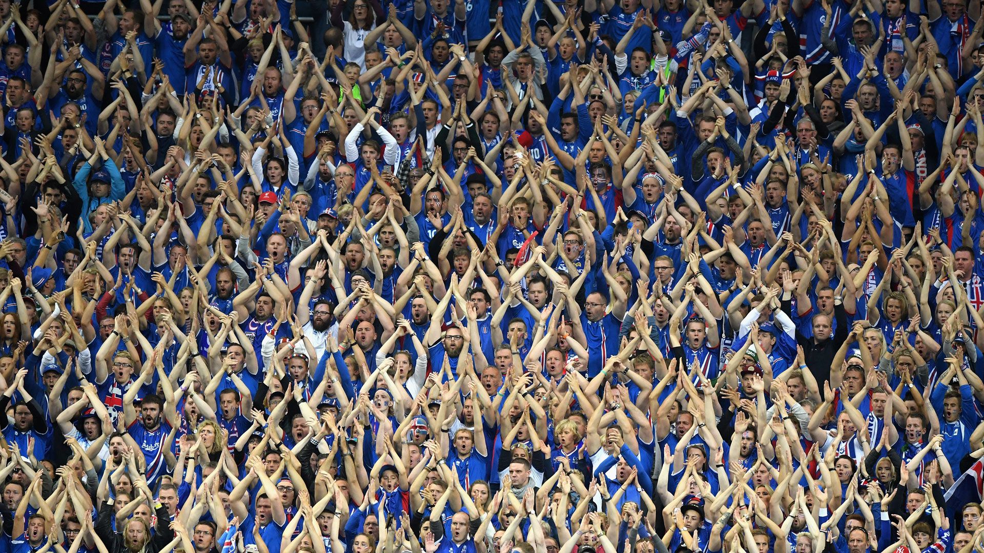 Island Fans 03072016