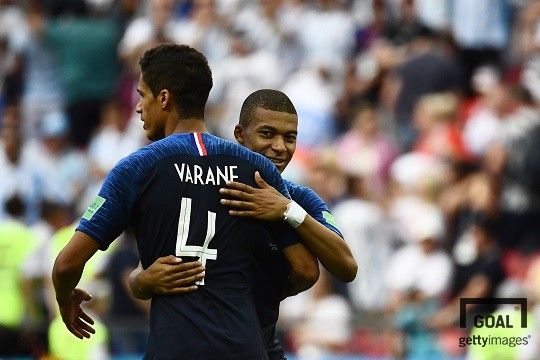 프랑스 축구 국가대표팀 선수 바란(좌)과 음바페(우). 사진=게티이미지