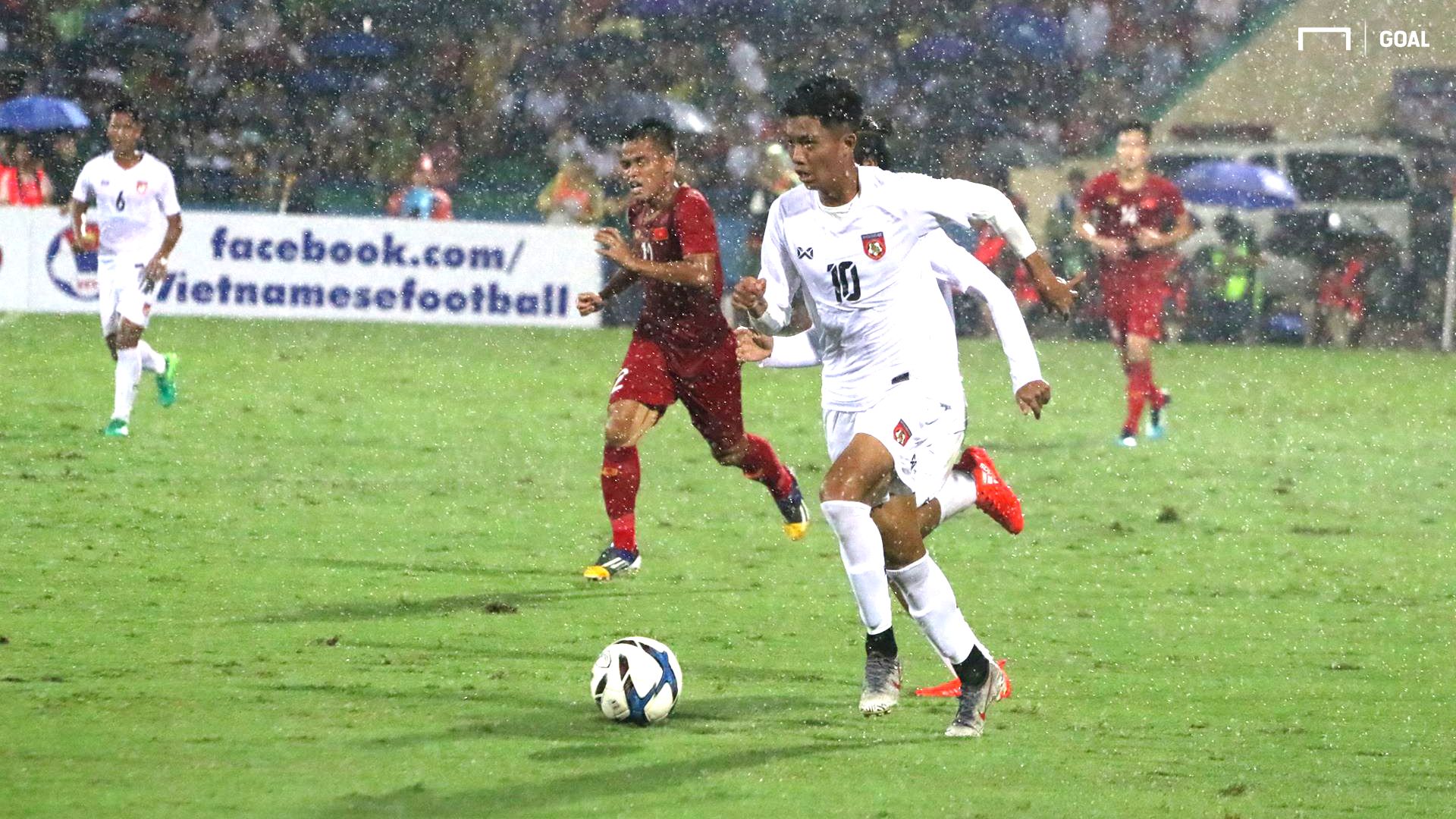 Win Naing Tun U23 Myanmar vs U23 Vietnam. Myanmar bán độ. FIFA và AFC điều tra nghi án bán độ của Myanmar. Cầu thủ Myanmar bị nghi bán độ. Đội tuyển Myanmar. Kyrgyzstan 7-0 Myanmar. Lịch thi đấu vòng loại World Cup 2022 khu vực châu Á. Kết quả bóng đá. Bóng đá. Xem bóng đá. Trực tiếp bóng đá hôm nay.