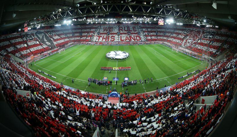 Olympiacos Fans Vs Barcelona