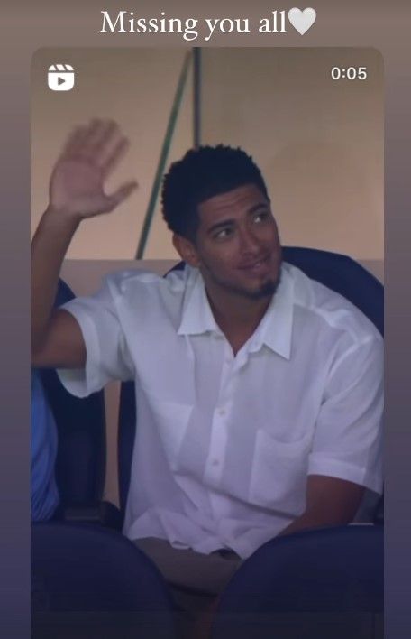 Jude Bellingham wave Real Madrid fans