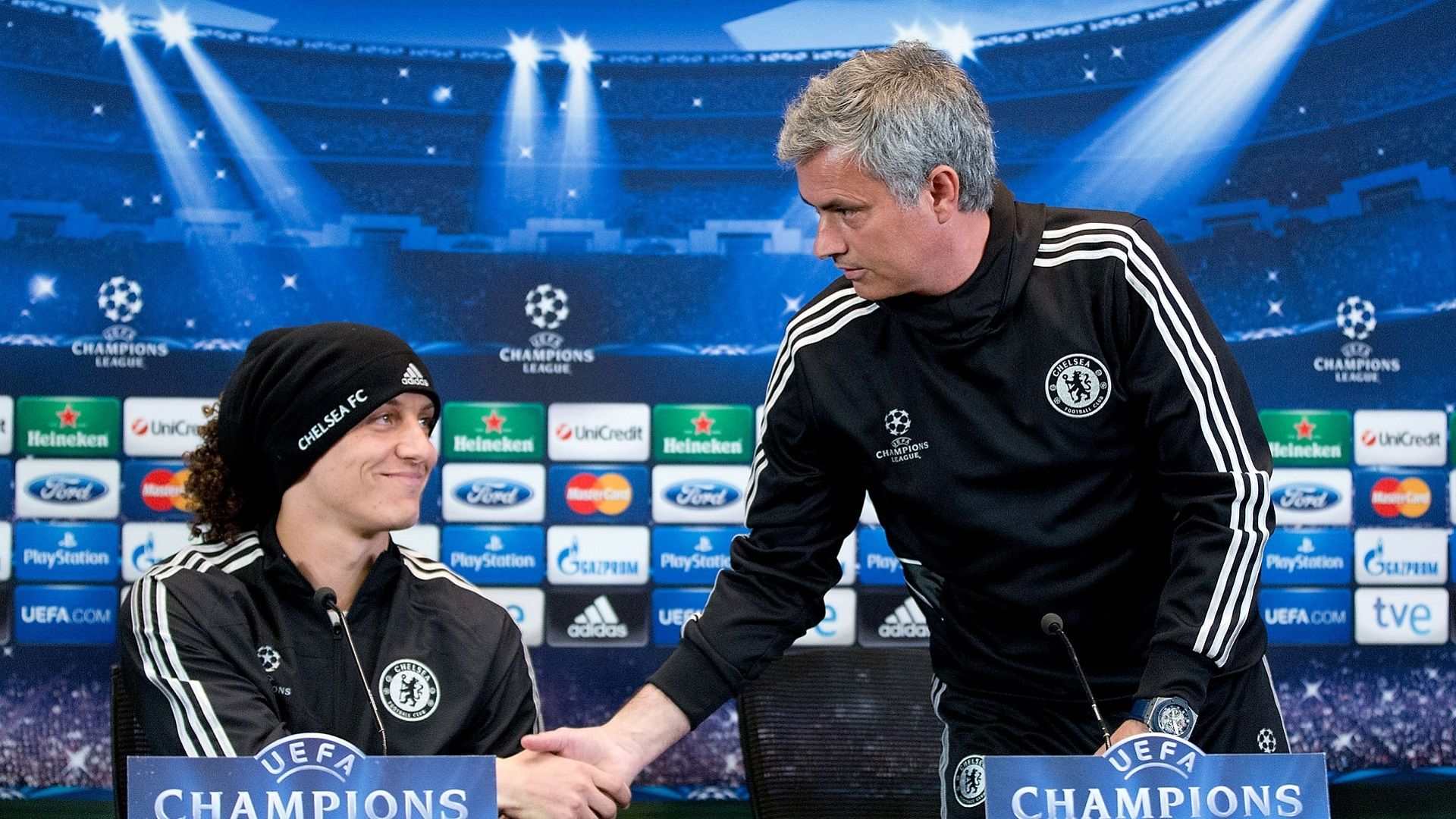 2017-11-17 13-14 Chelsea David Luiz Mourinho