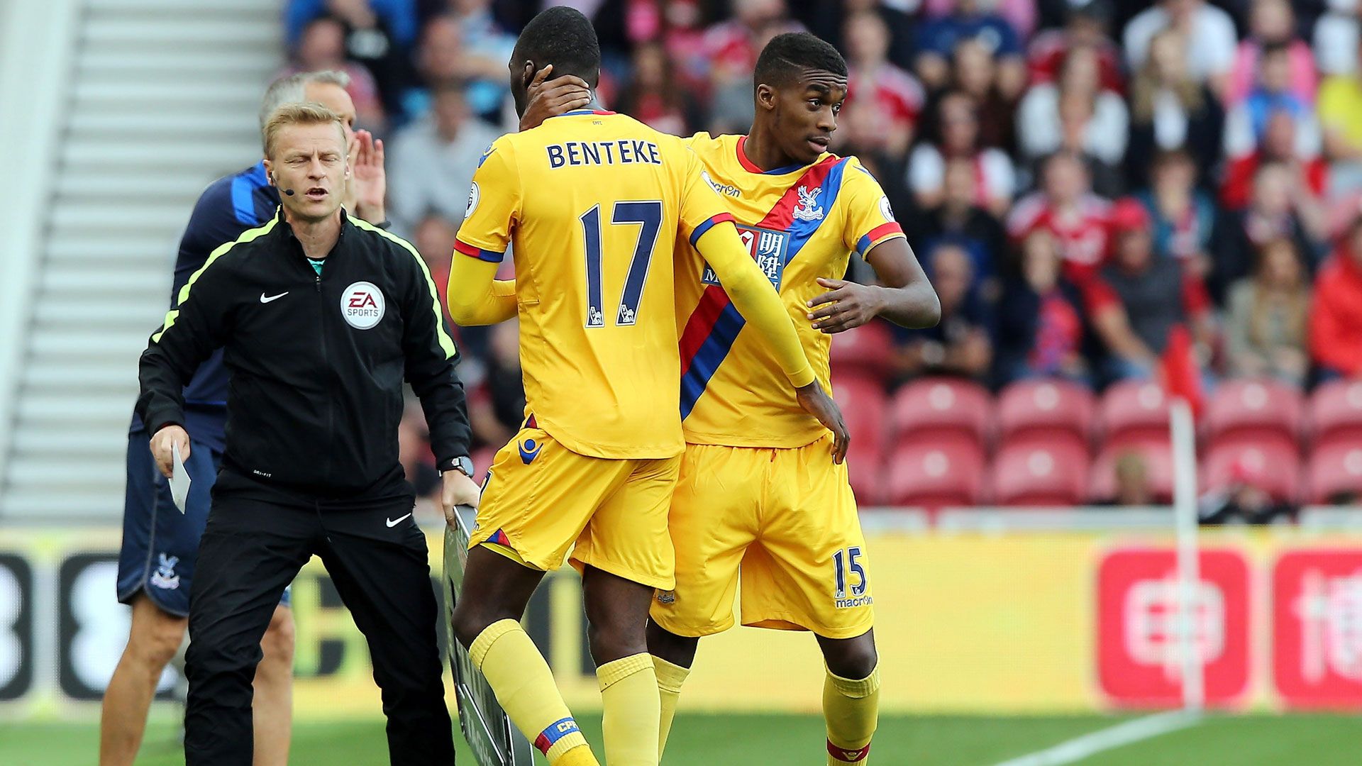 Christian Benteke Jonathan Benteke Crystal Palace 11092016