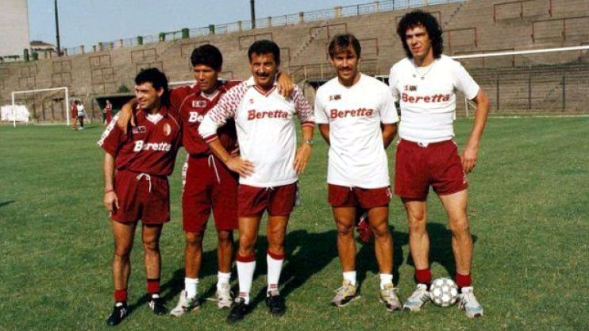 Carlos Aguilera Vincenzo Scifo Emiliano Mondonico Rafael Martin Vazquez Walter Junior Casagrande Old Filadelfia Stadium