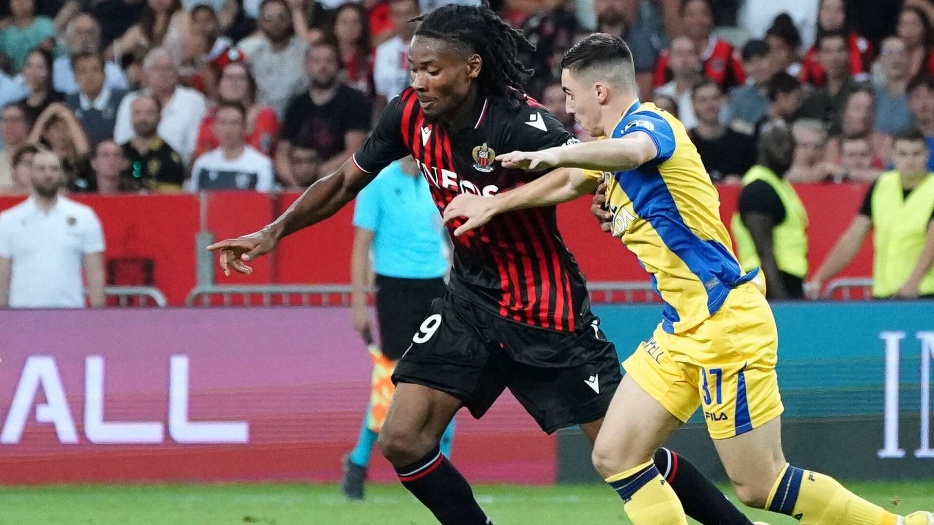 ONLY GERMANY Kephren Thuram Oscar Gloukh Nice Maccabi 2022