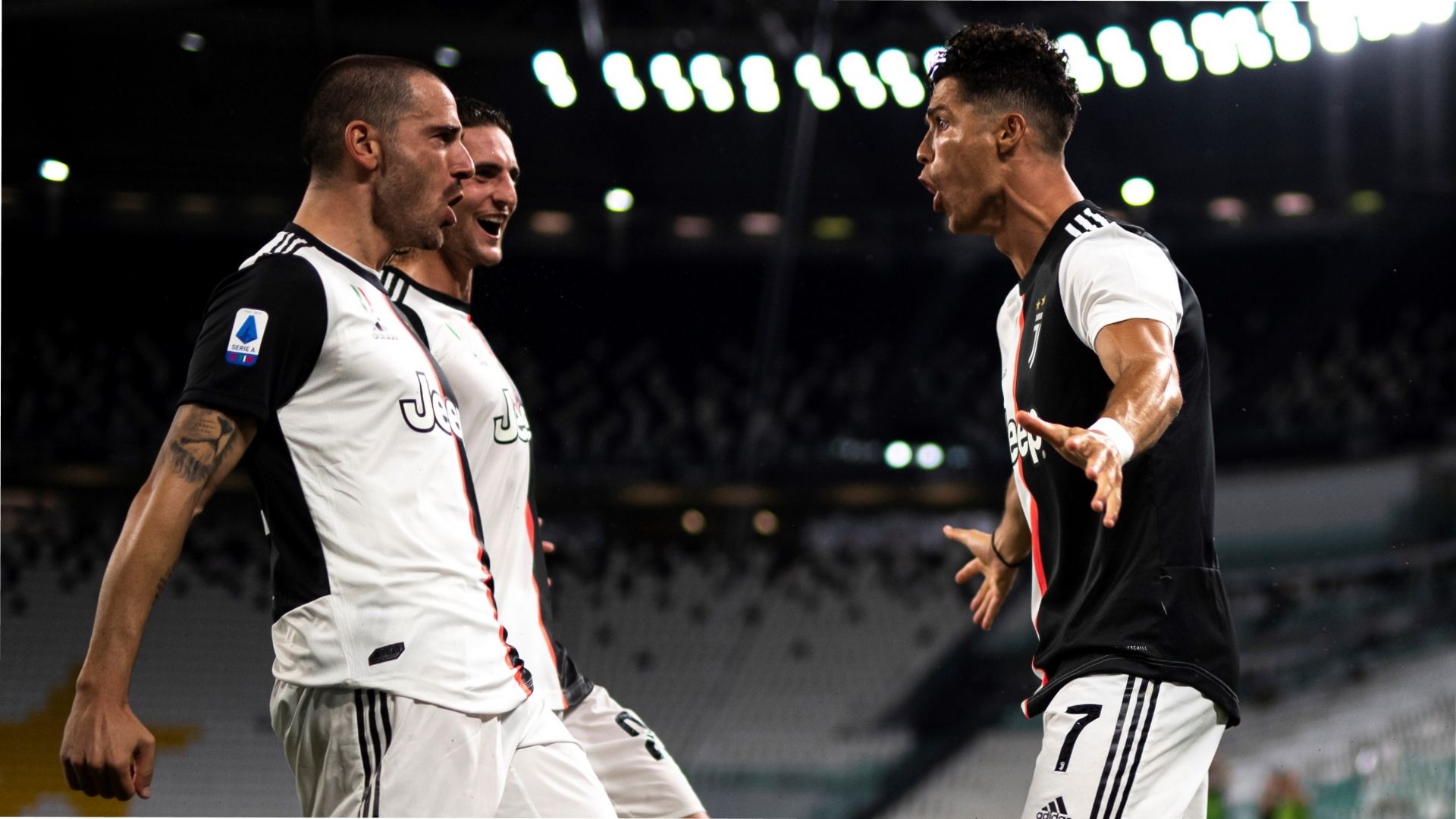 Juventus celebrate Cristiano Ronaldo goal vs Lazio