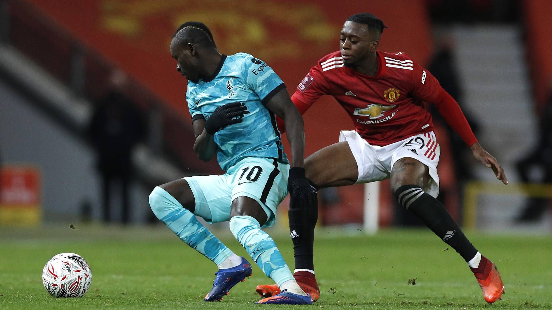 liverpool-manchester-24012021