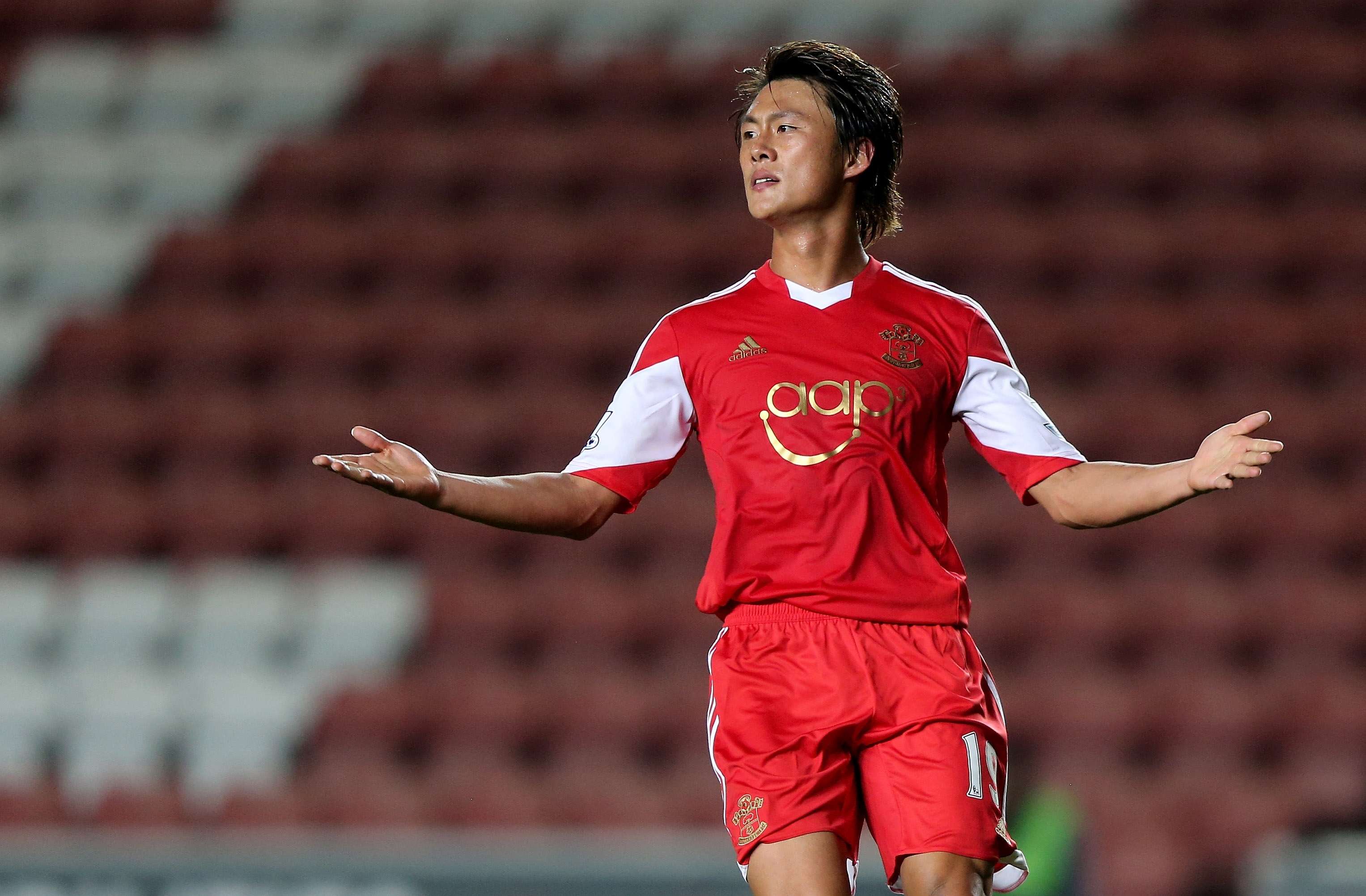 Tadanari Lee - Southampton 2013