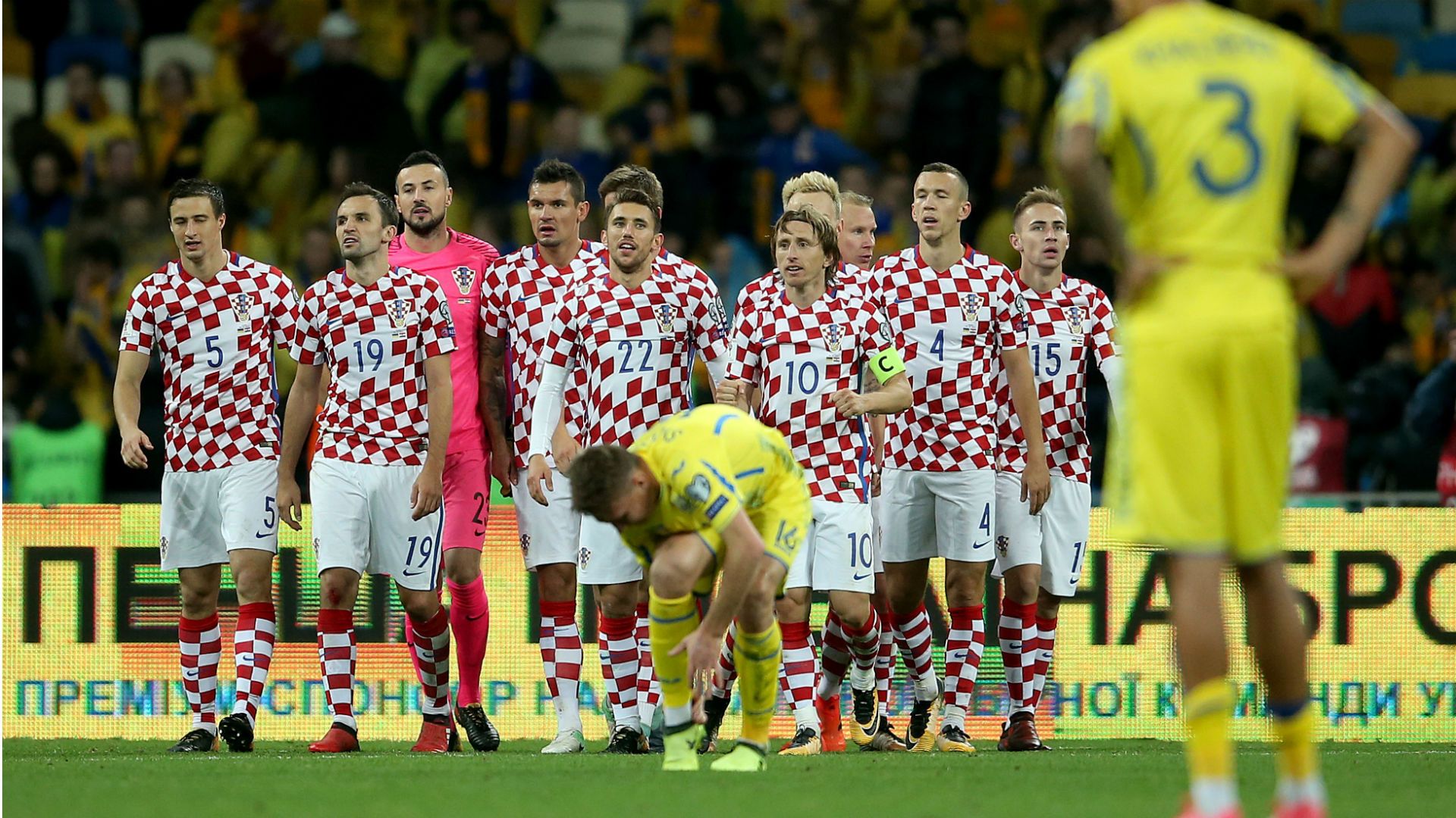 Croatia celebrate v Ukraine 09102017