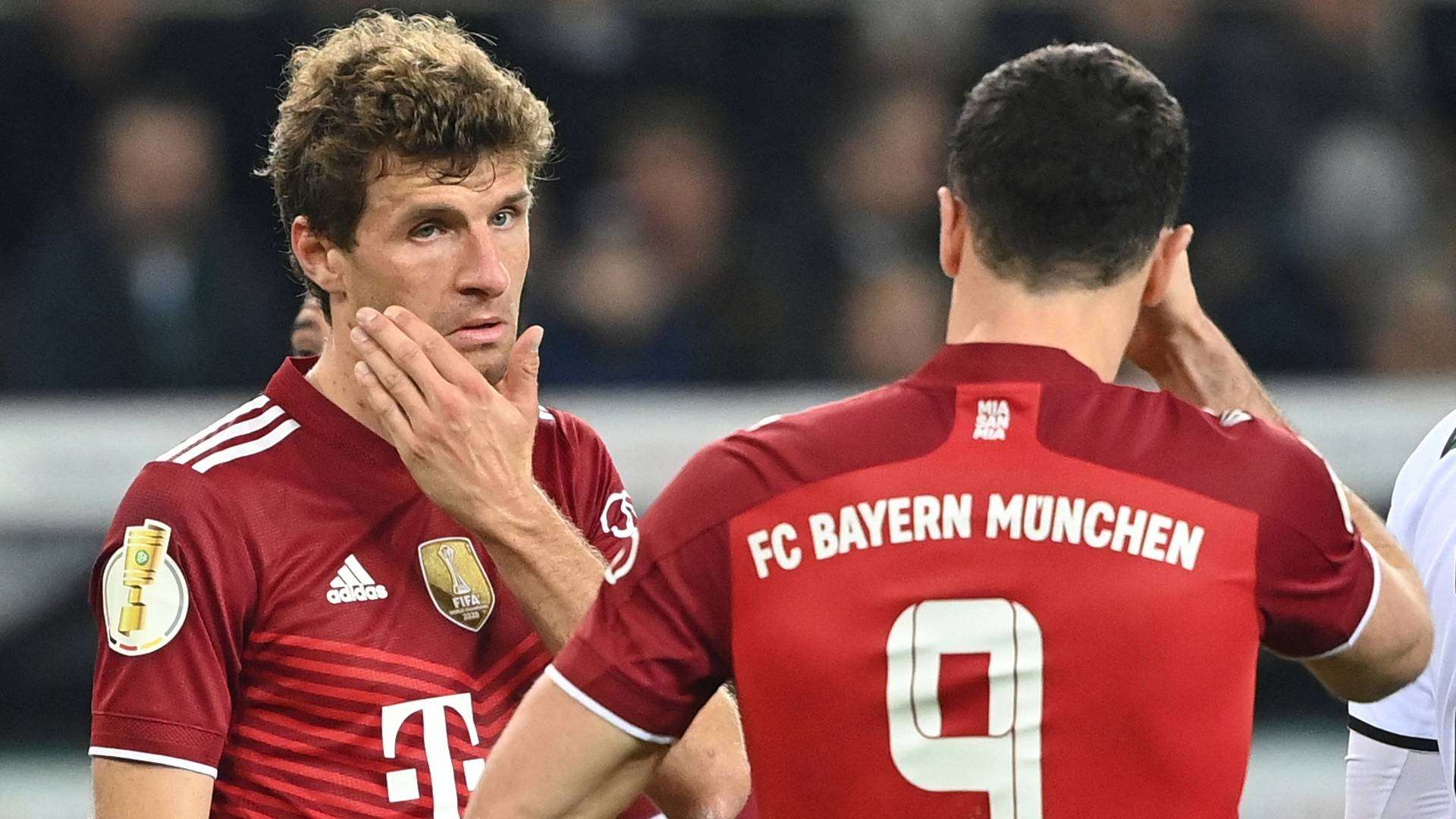 Thomas Müller Robert Lewandowski FC Bayern München DFB-Pokal 20211027