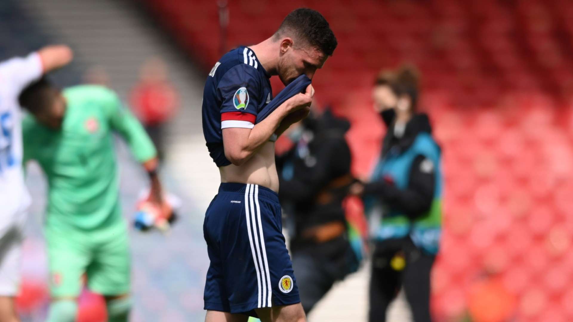 Andrew Robertson Scotland 2021