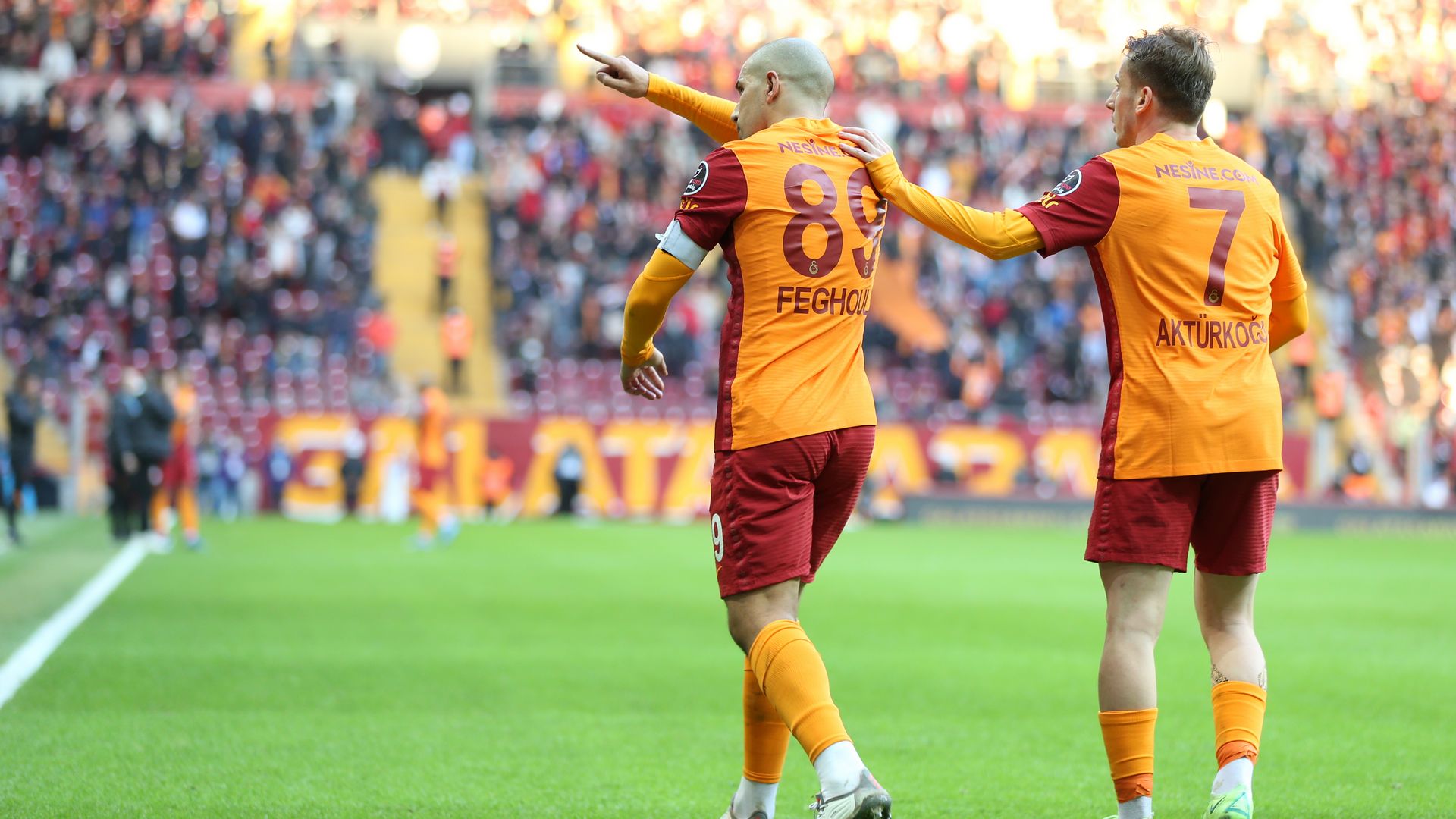 Feghouli, Kerem Aktürkoğlu