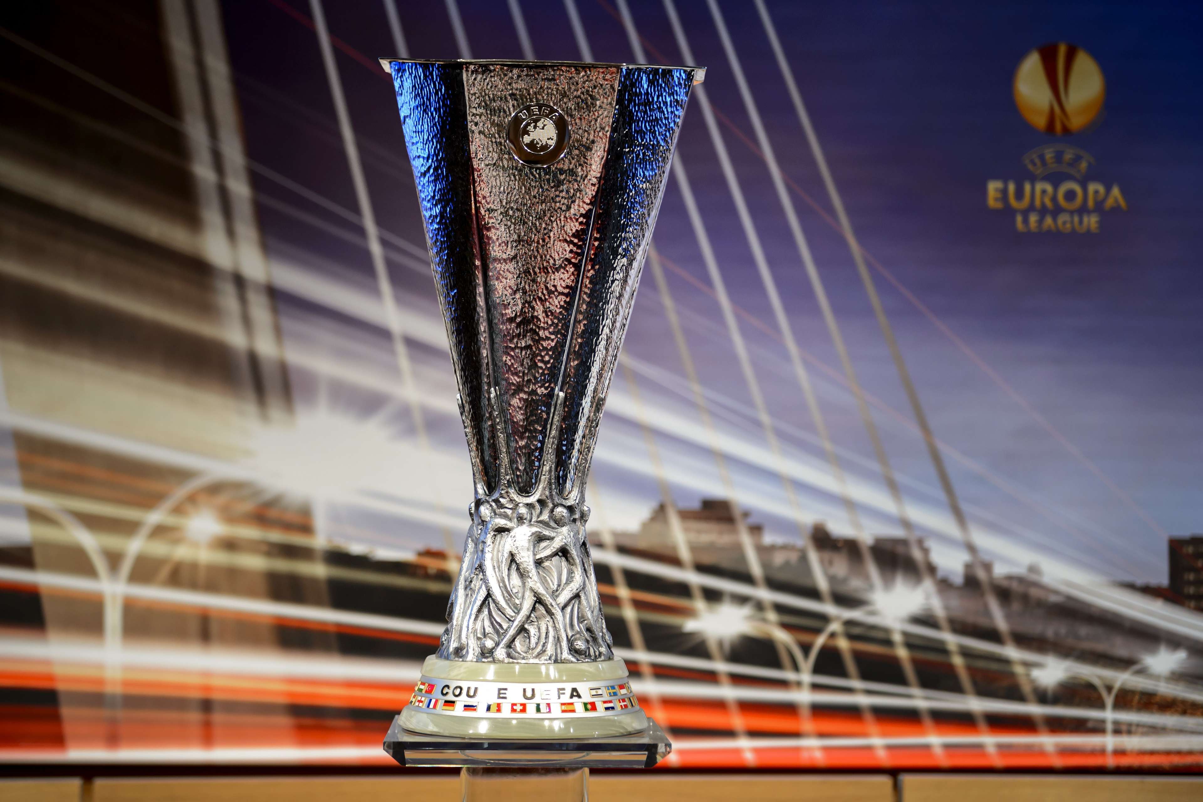 uefa europa league trophy
