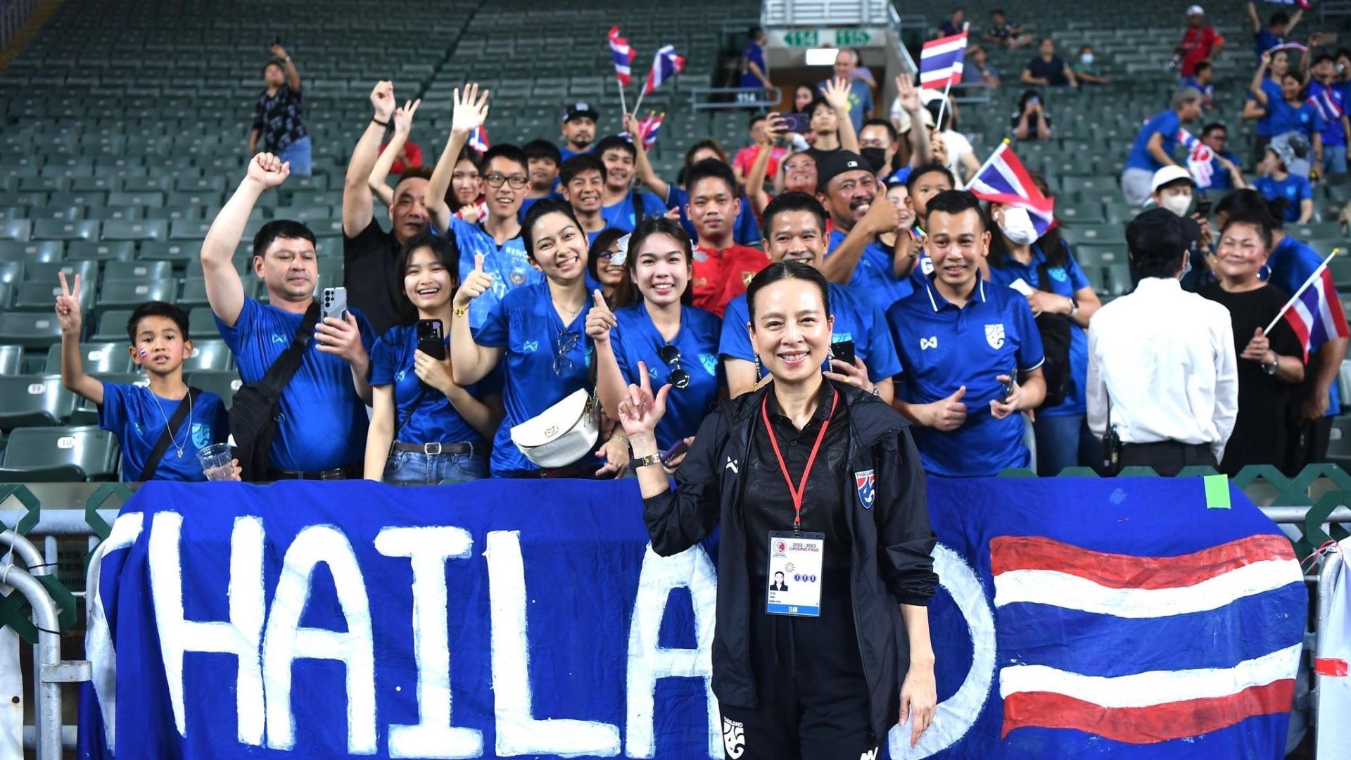 นวลพรรณ ล่ำซำ