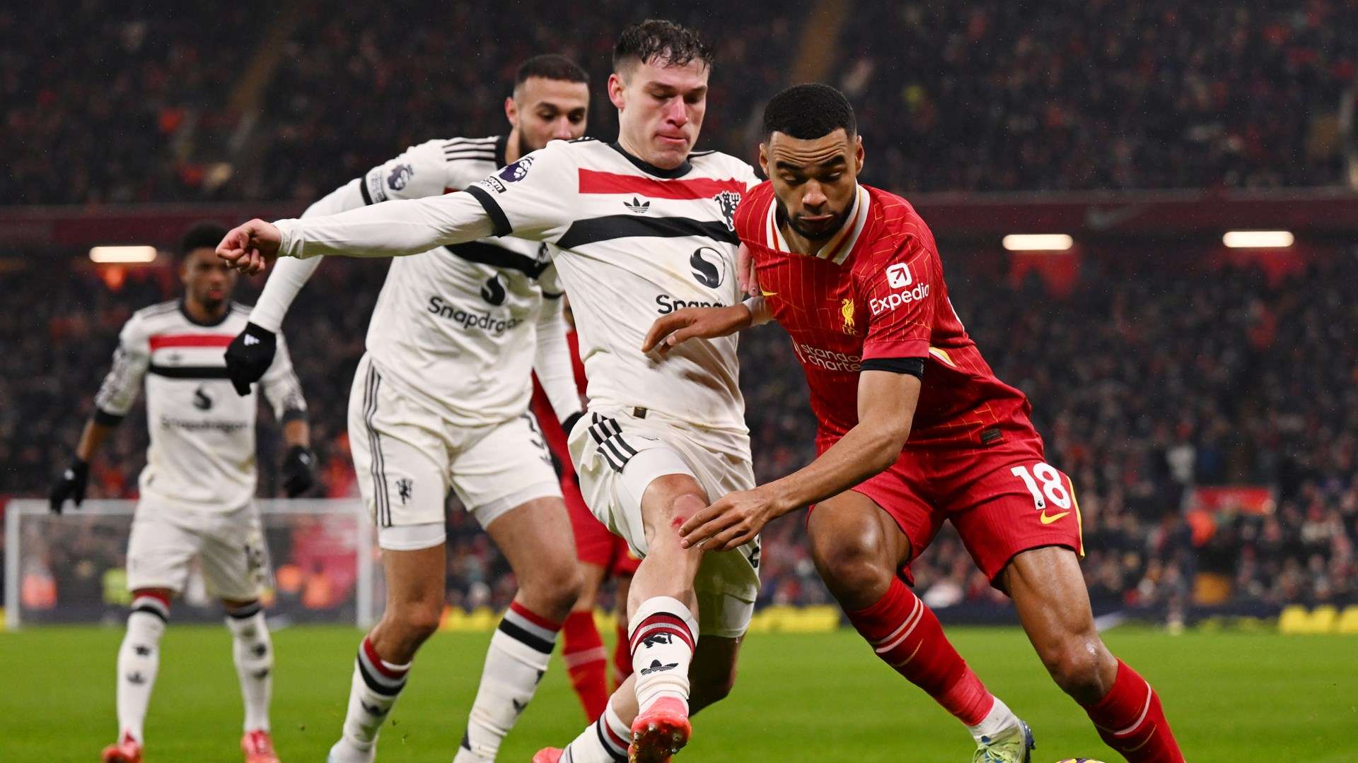 Manuel Ugarte Man Utd 2024-25