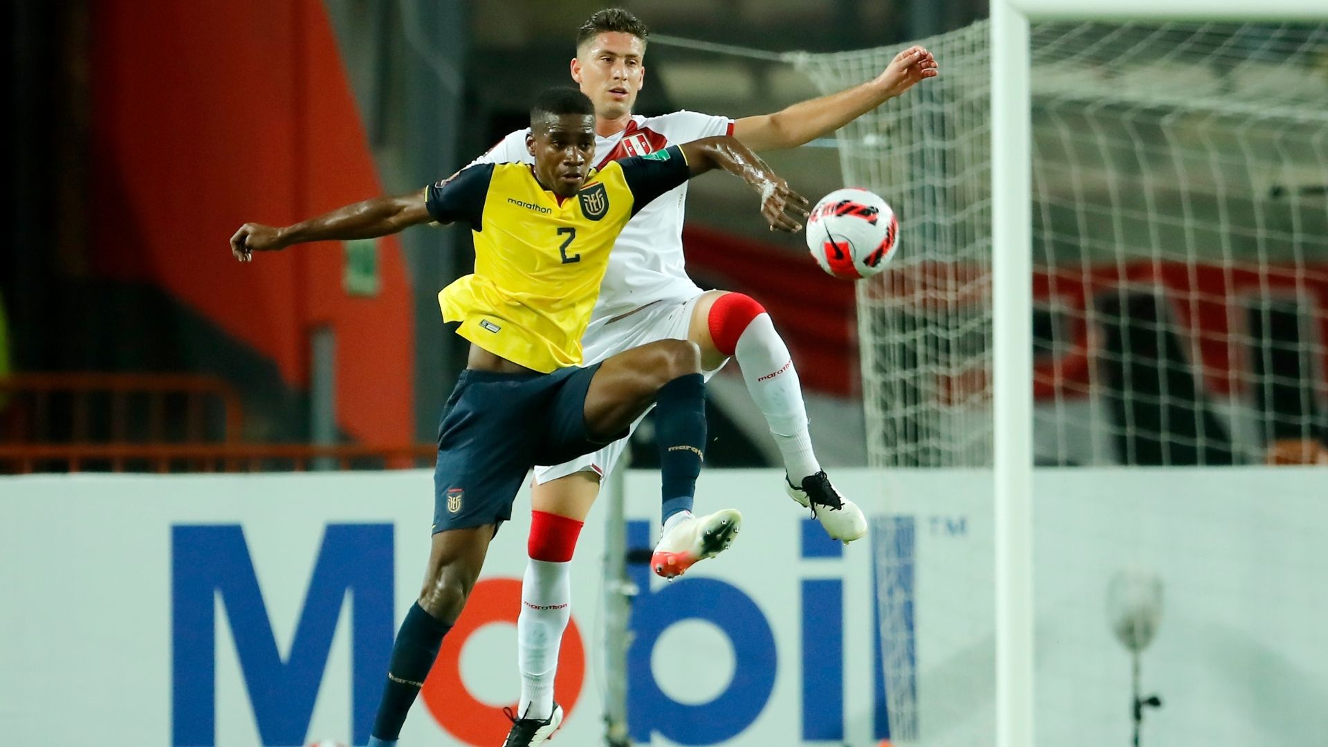 010222 Perú Ecuador Santi Ormeño y Félix Torres