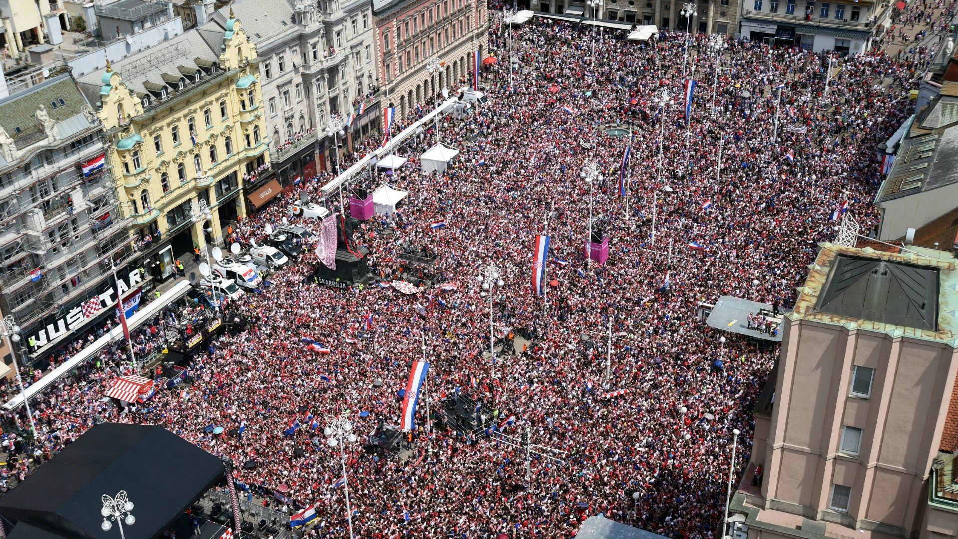 croatia fans zagreb - 16072018