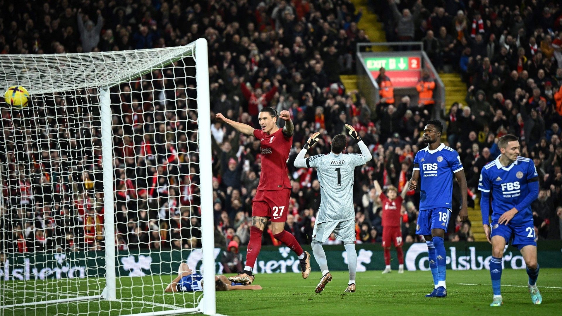 Wout Faes Leicester own goal 1 2022-23