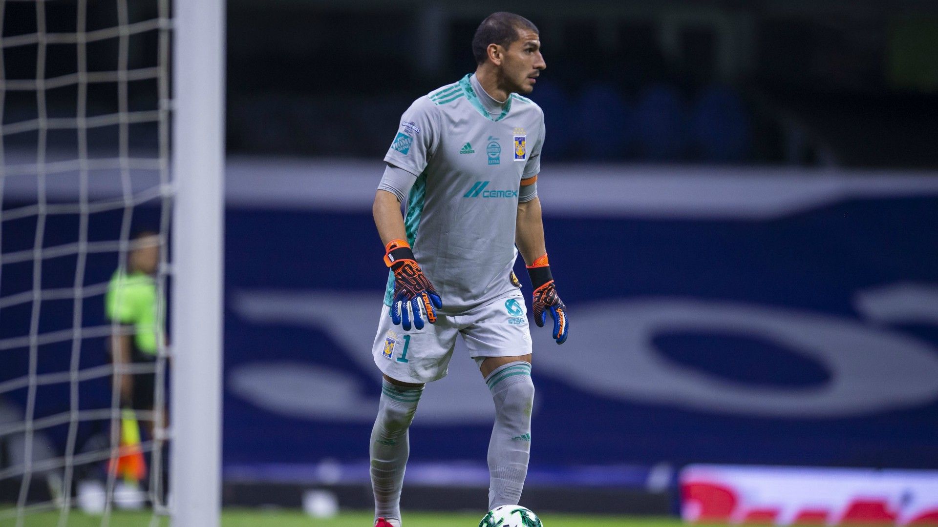 Nahuel Guzmán Tigres Guardianes 2020