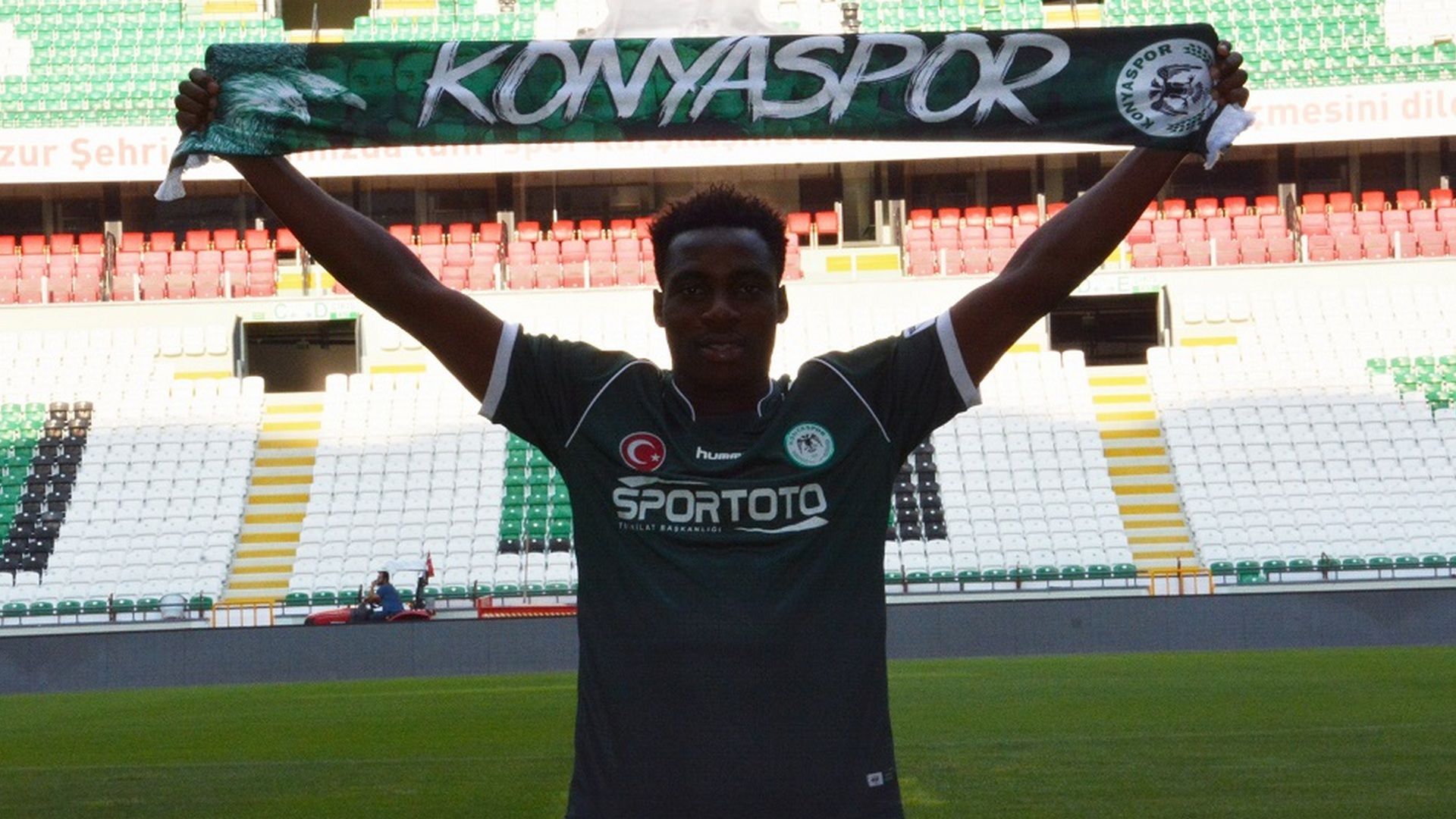 Malick Evouna Konyaspor