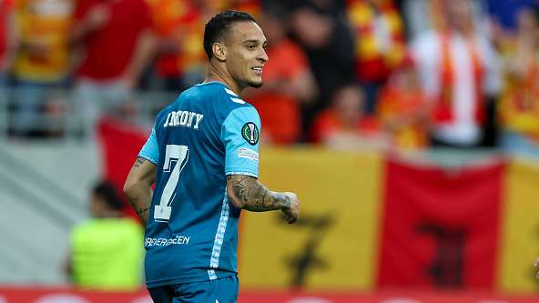 Antony Real Betis Conference League 2025