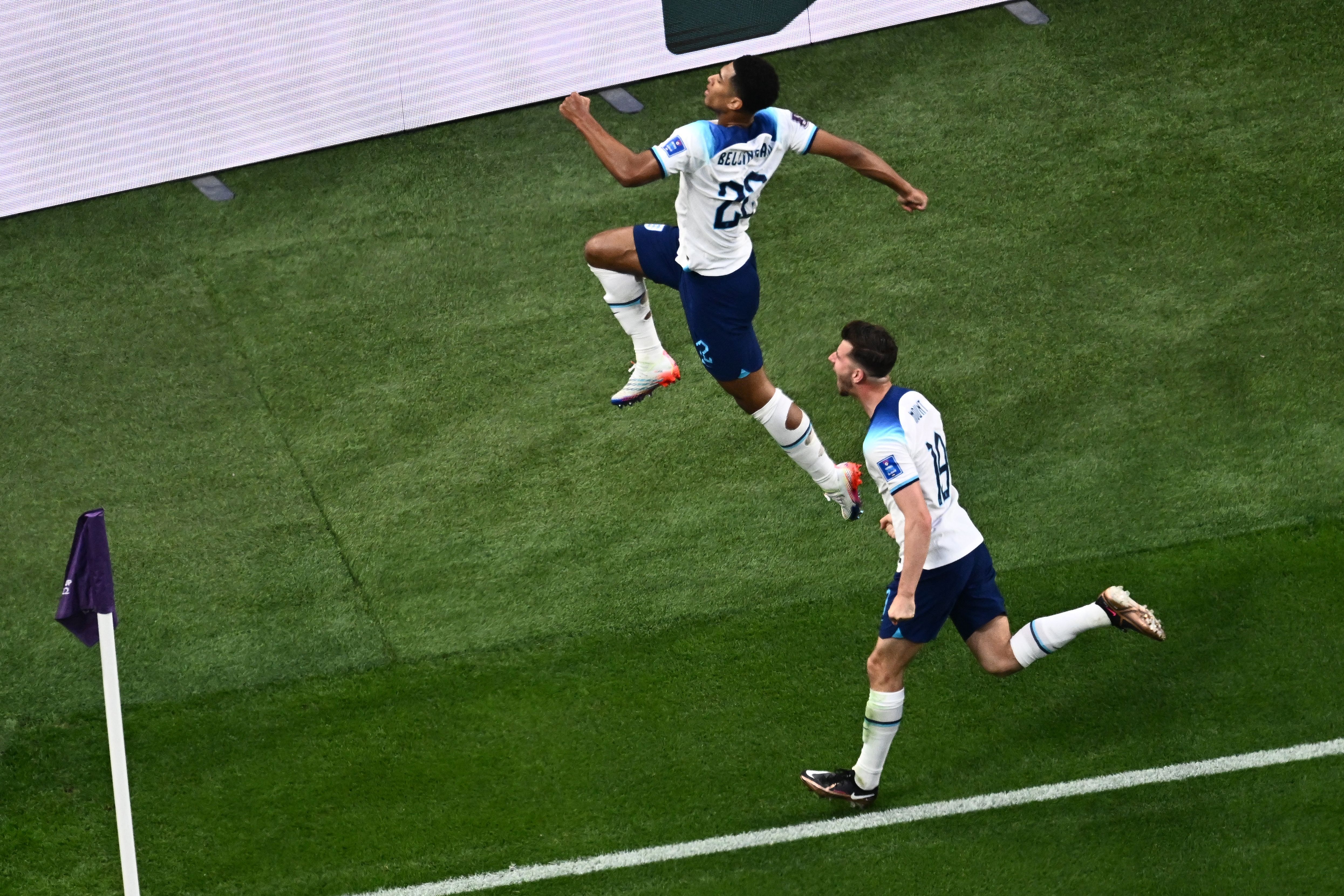 Jude Bellingham celebrates England Iran