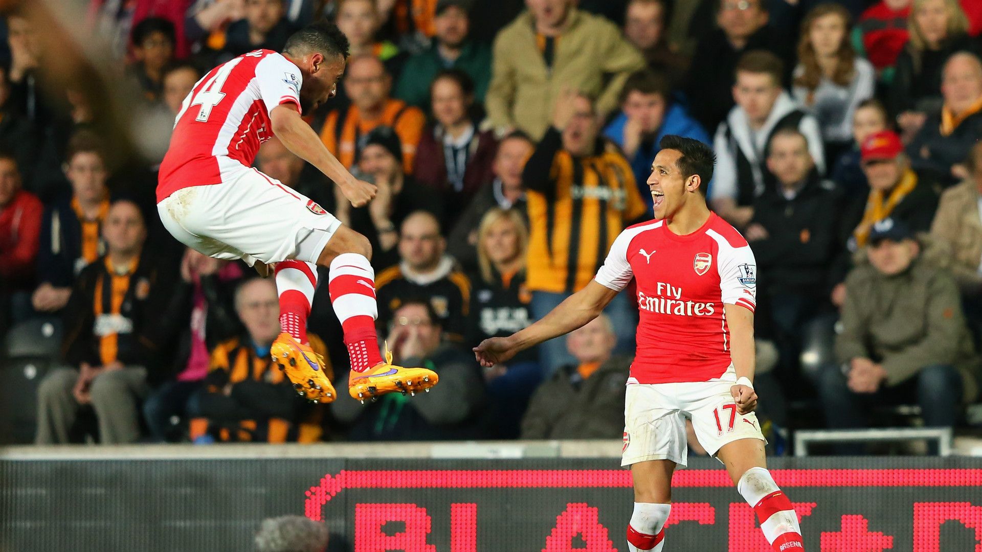 Alexis Sanchez Francis Coquelin Arsenal Hull City Premier League 04052015