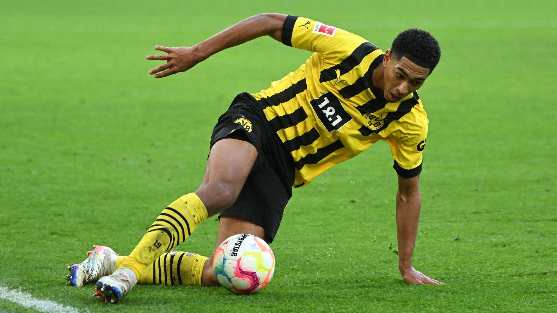 JUDE BELLINGHAM BORUSSIA DORTMUND BUNDESLIGA 22102022