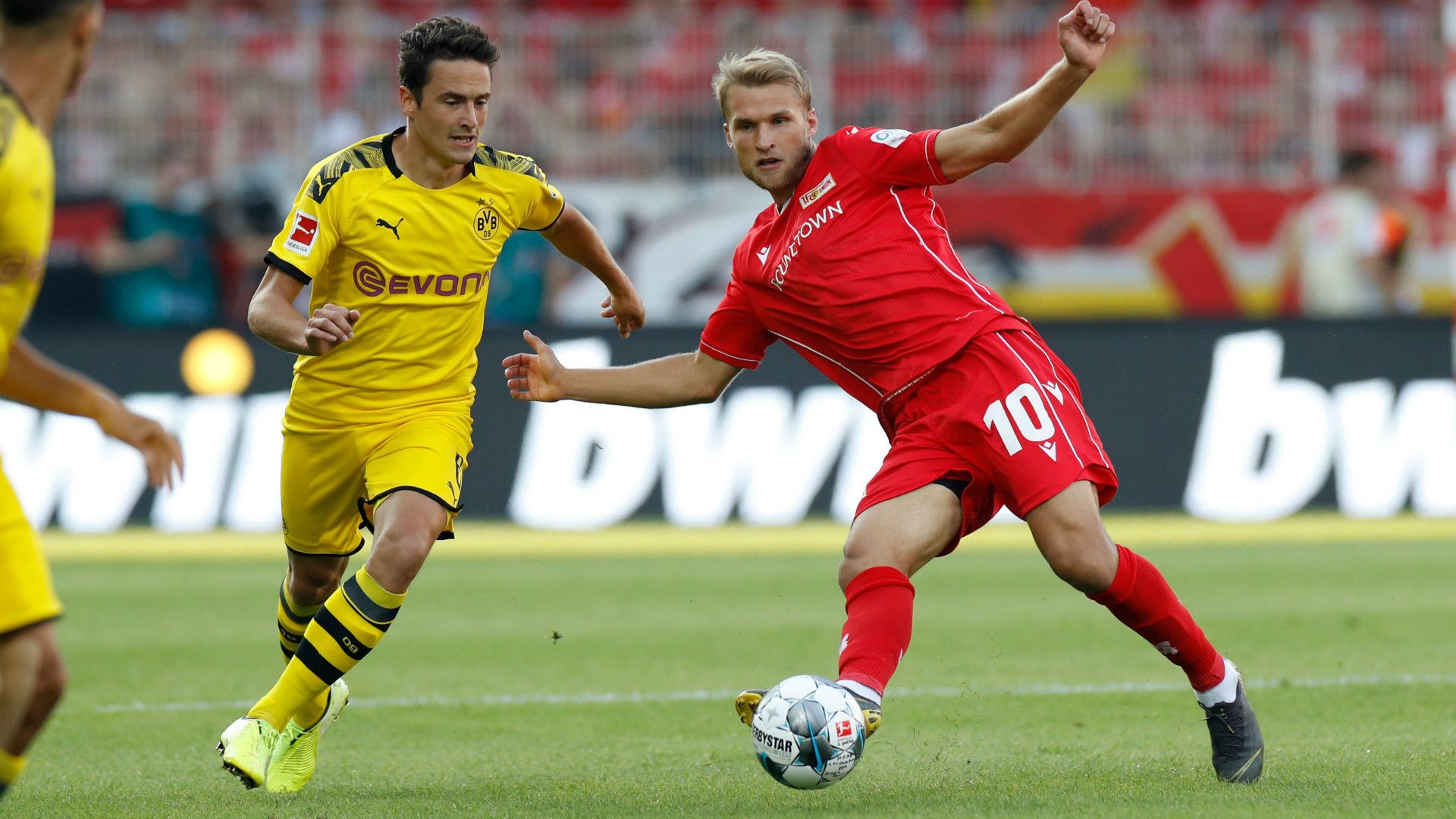 THOMAS DELANEY BORUSSIA DORTMUND BUNDESLIGA 31082019