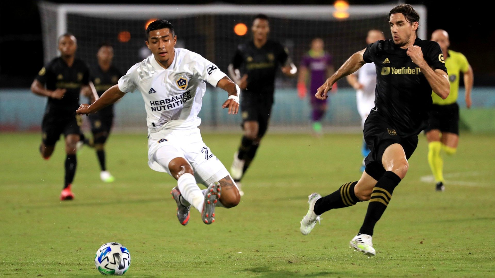 Julián Araujo LA Galaxy 240920