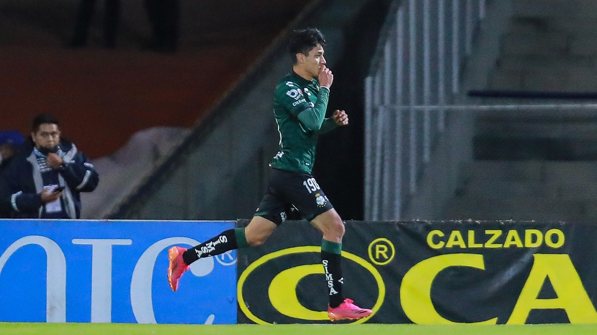 Omar Campos Santos Apertura 2021