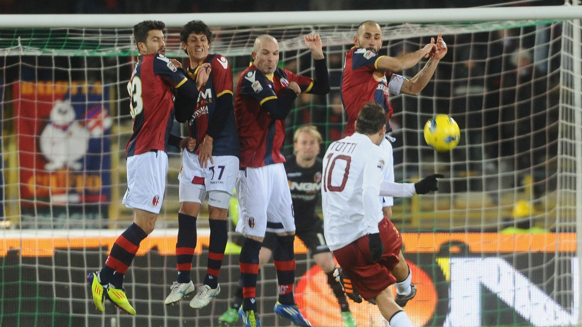 Francesco Totti Freekick Roma