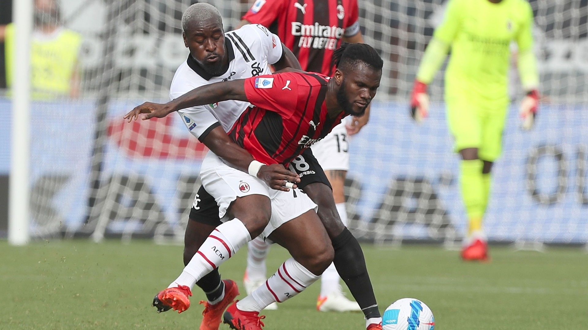 Mbala Nzola Franck Kessie Spezia Milan 25092021