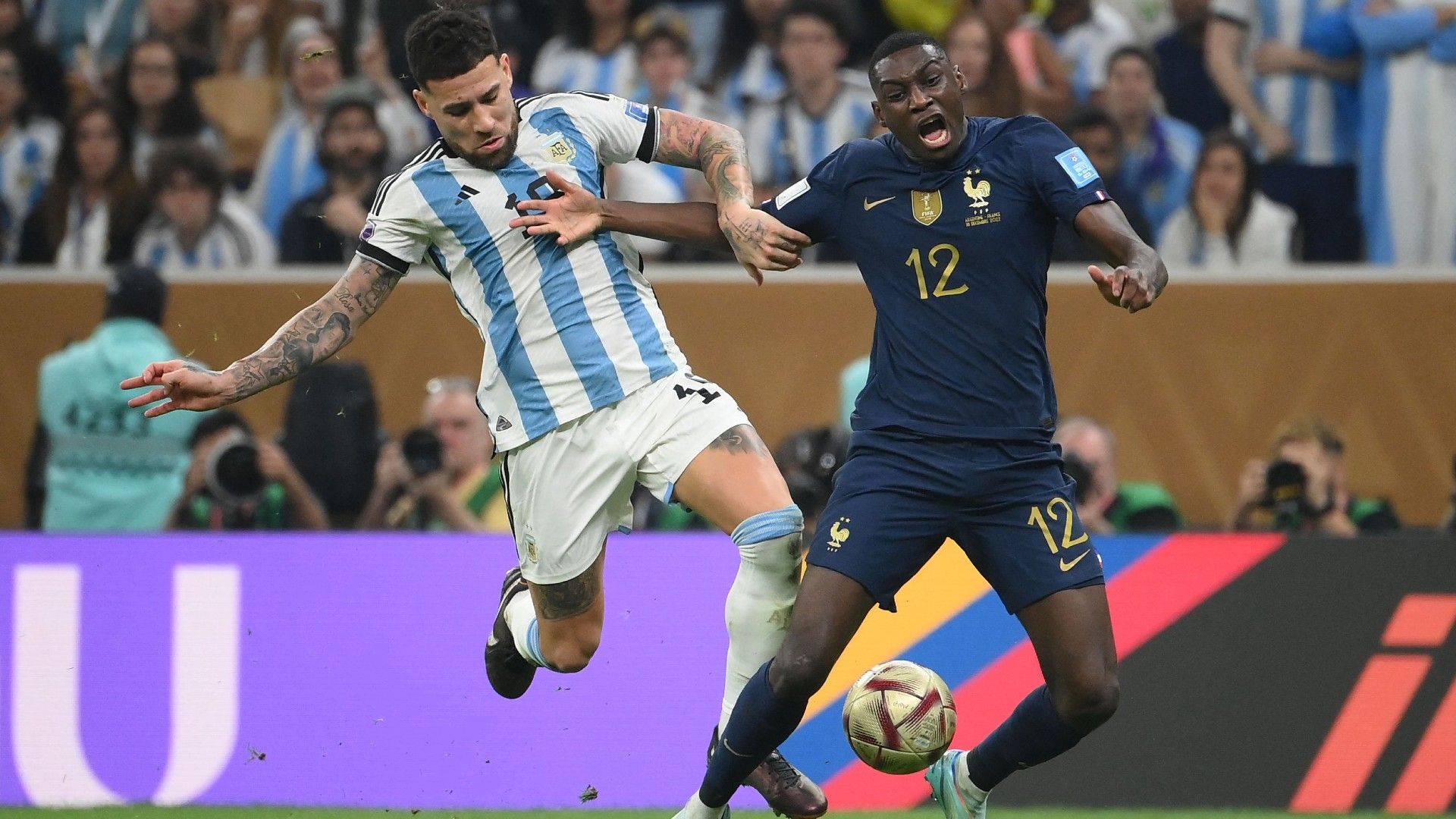 Nicolas Otamendi Argentina 2022