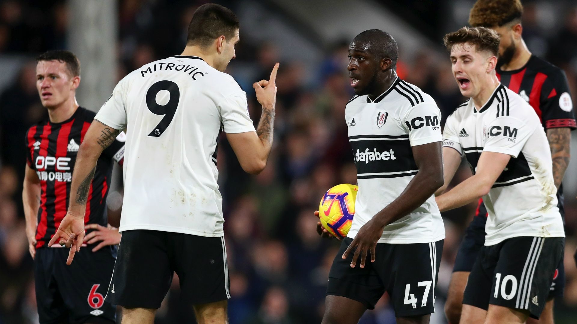 Aboubakar Kamara Aleksandar Mitrovic 12292019