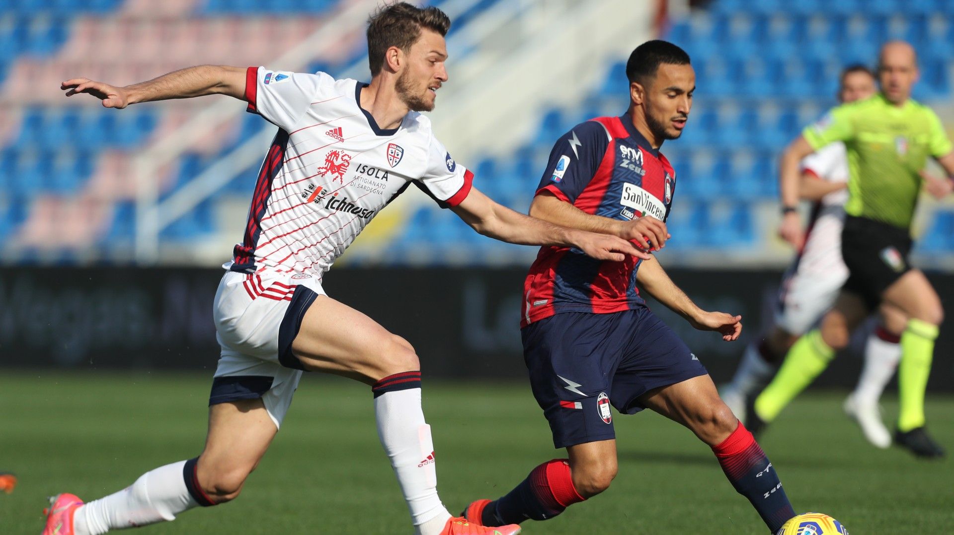 Adam Ounas Daniele Rugani Crotone Cagliari