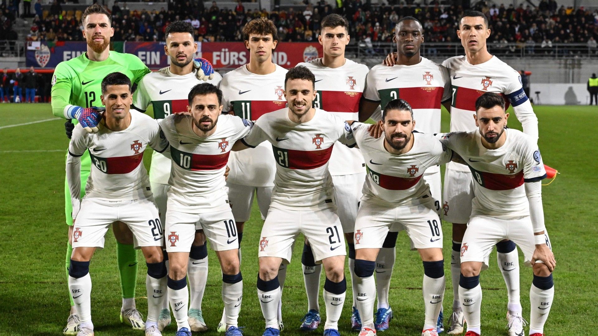 portugal-team photo-20231116-euro qualifier