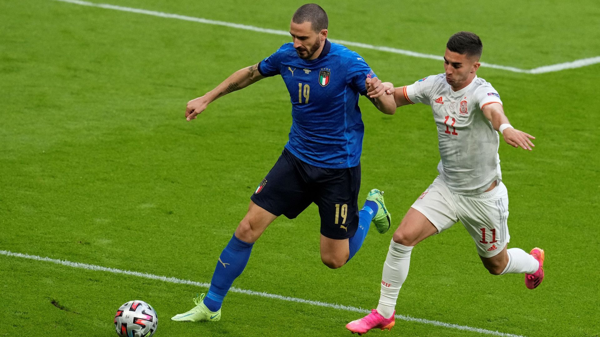 LEONARDO BONUCCI ITALY FERRAN TORRES SPAIN 06072021