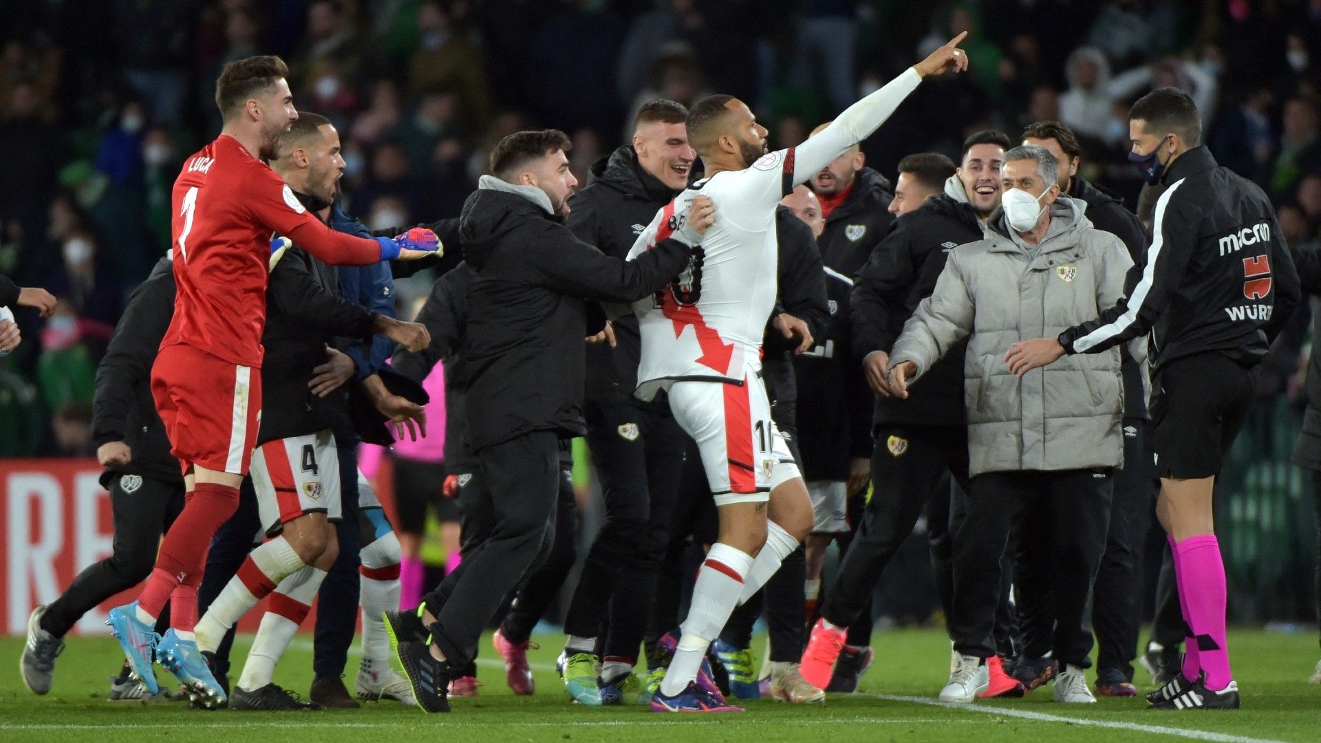 Bebe Rayo Vallecano 2022